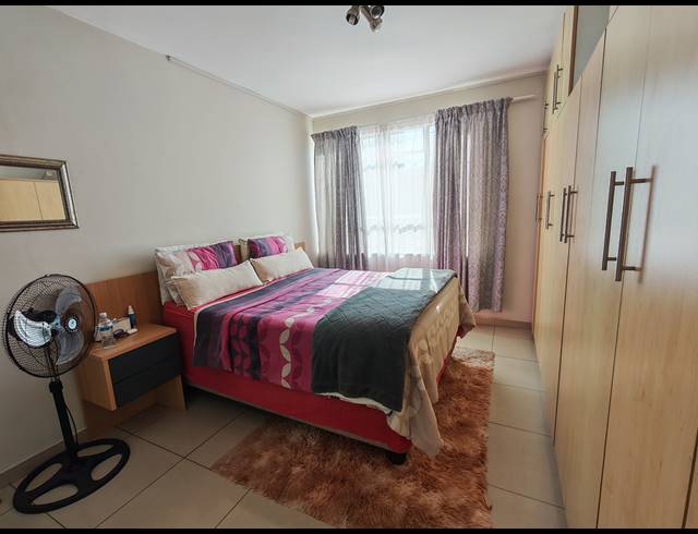 2 BEDROOM APARTMENT FOR SALE IN ESSENWOOD